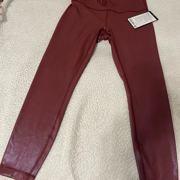 Lululemon Wunder Train HR
Tight 25" *Foil Size 8 - Picture 8 of 13